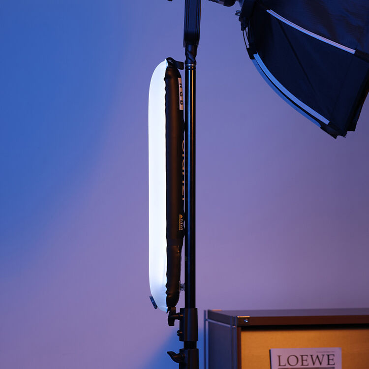 Ulanzi UA20C 20W RGB Magnetic Air Tube Light - product view 12