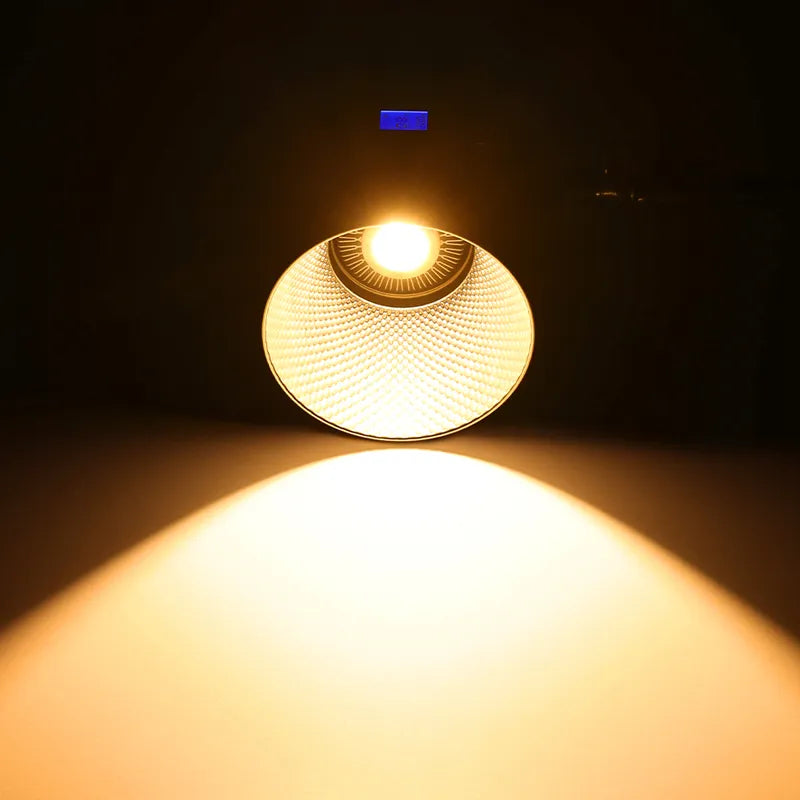 Ulanzi 120W RGB V-Mount COB Light - product view 5
