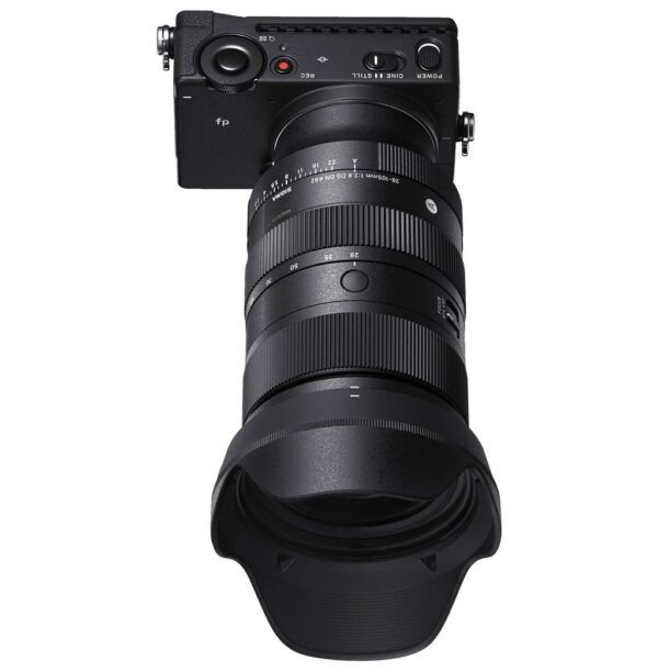 28-105mm F2.8