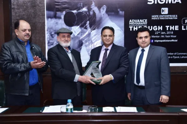 imgi_15_Advance-Photography-Workshop-Lahore-3