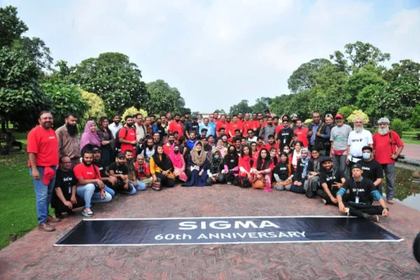 imgi_16_Sigma-Black-White-10