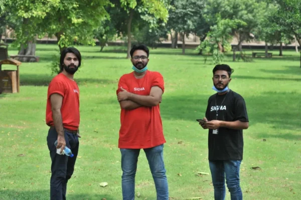 imgi_23_Sigma-Black-White-17