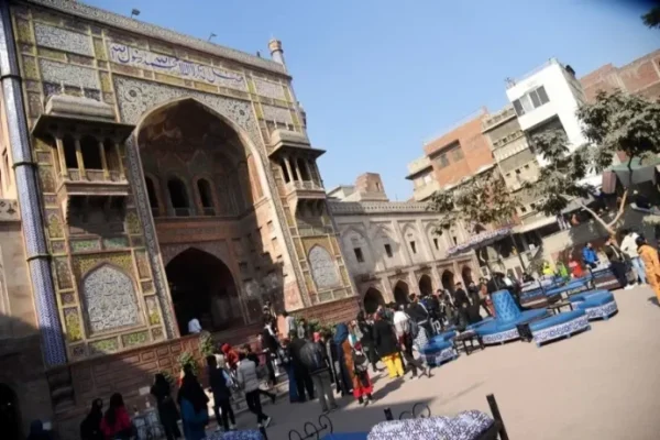 imgi_37_Walled-City-Photowalk-31