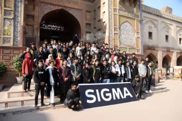 imgi_42_Walled-City-Photowalk-36